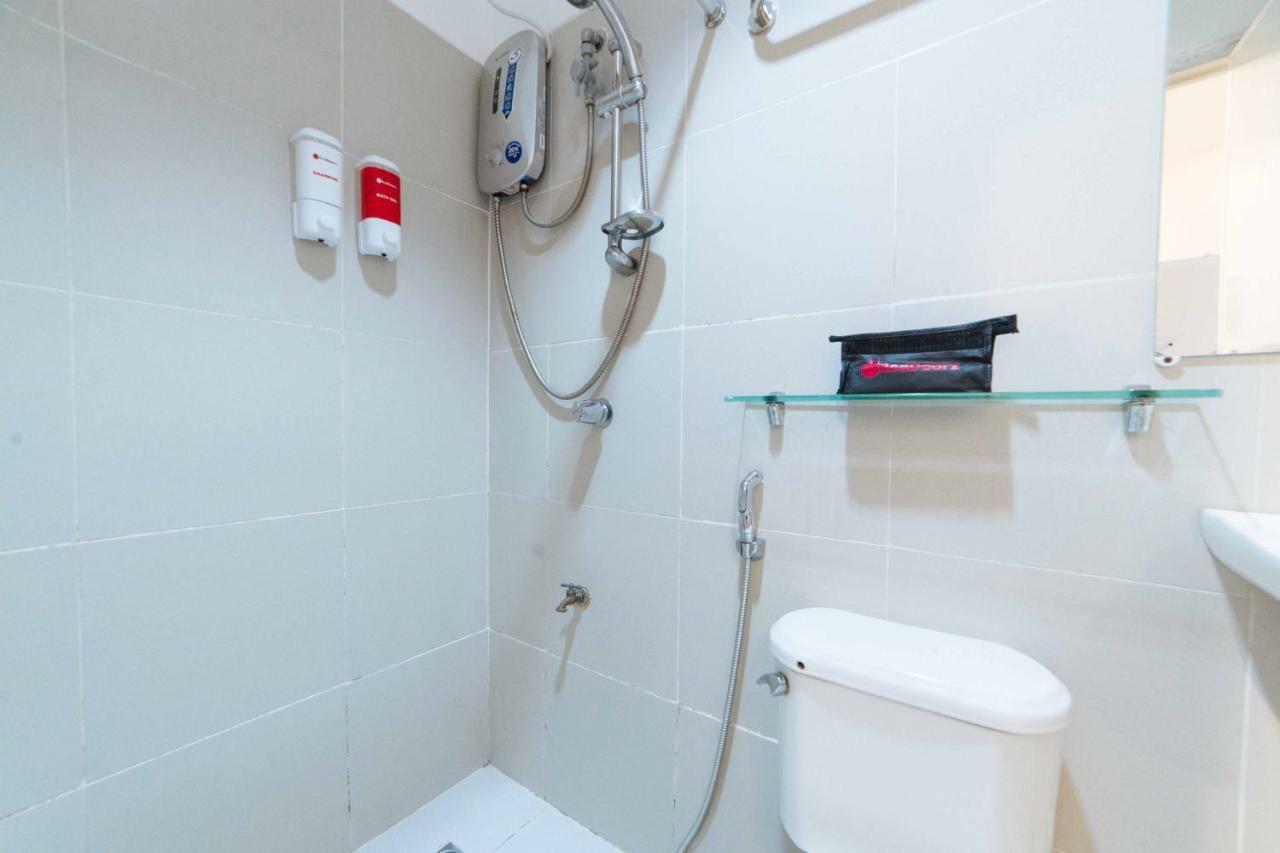 Reddoorz Plus Near Sm Lanang Davao City Екстериор снимка