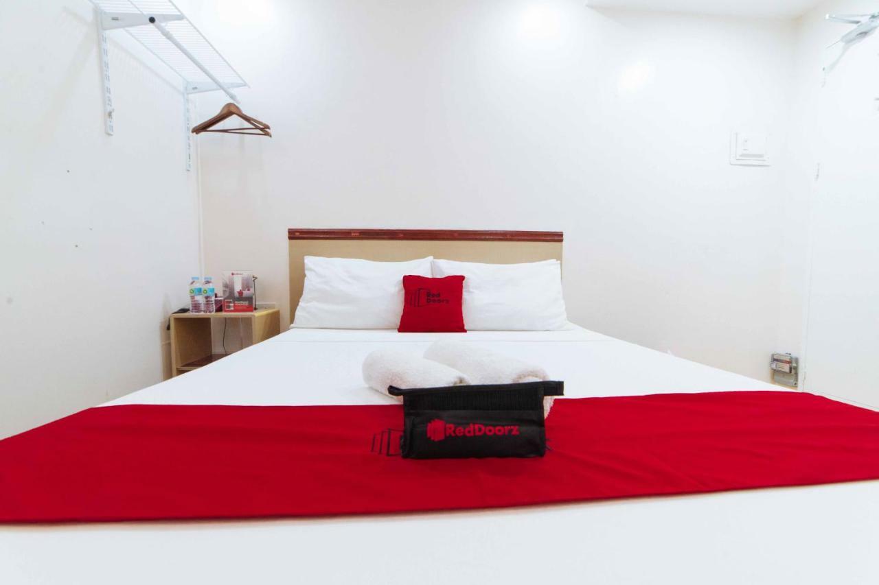 Reddoorz Plus Near Sm Lanang Davao City Екстериор снимка