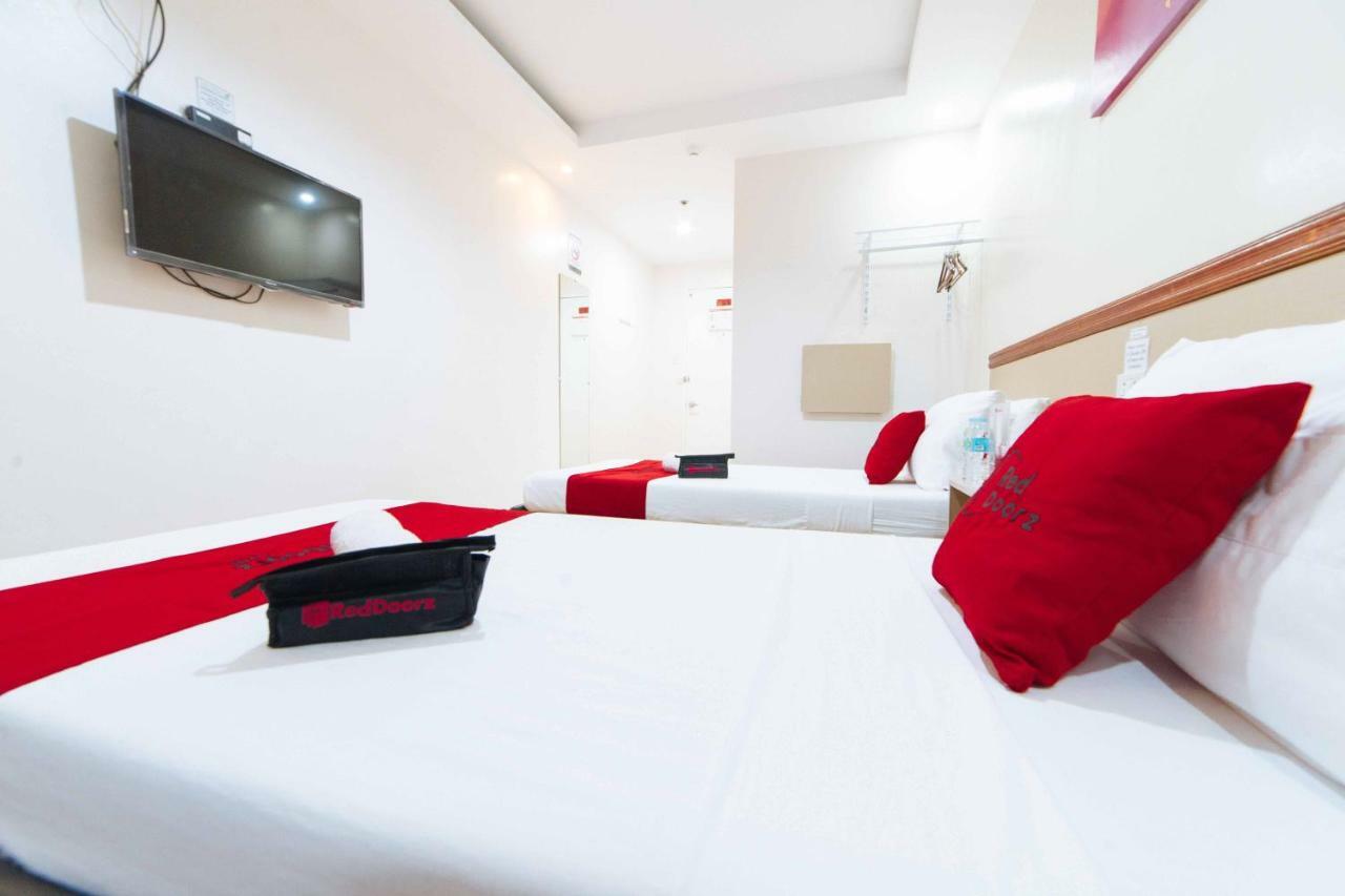 Reddoorz Plus Near Sm Lanang Davao City Екстериор снимка