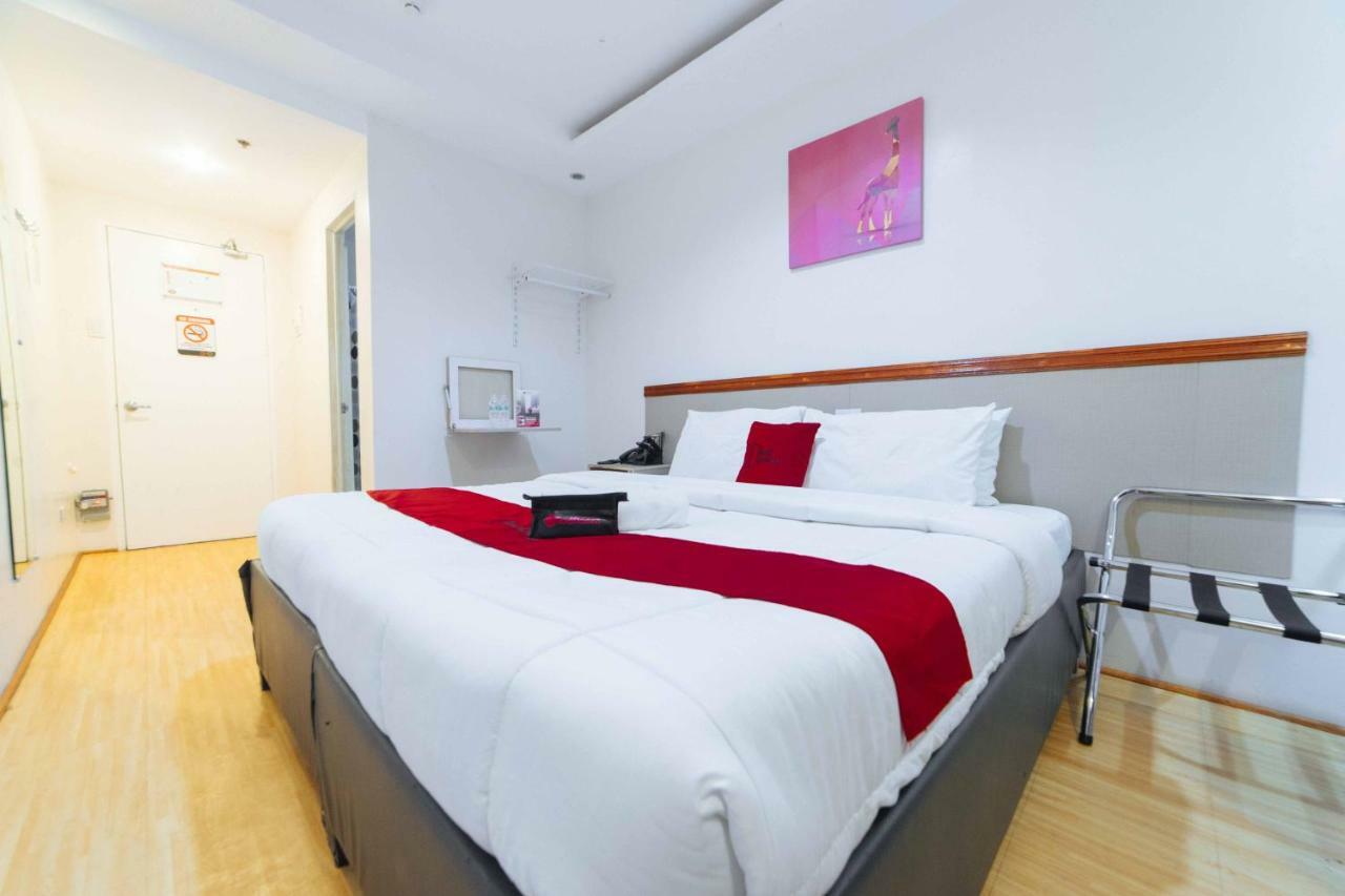 Reddoorz Plus Near Sm Lanang Davao City Екстериор снимка